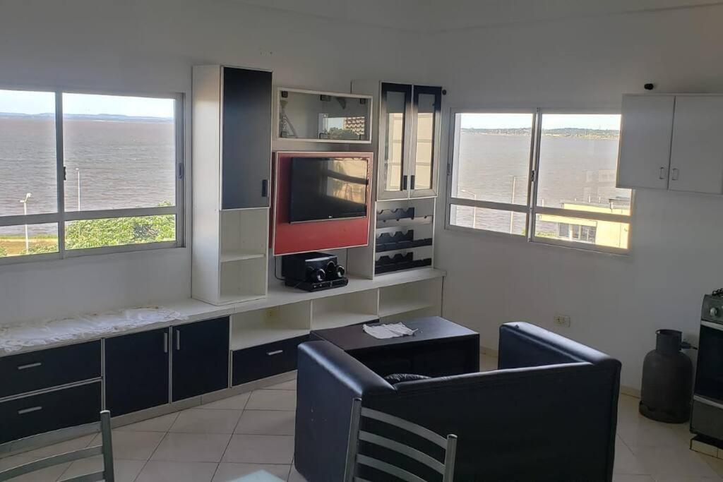 Hermoso Departamento Con Vista Al Rio Y Parrilla Apartment Посадас Екстериор снимка