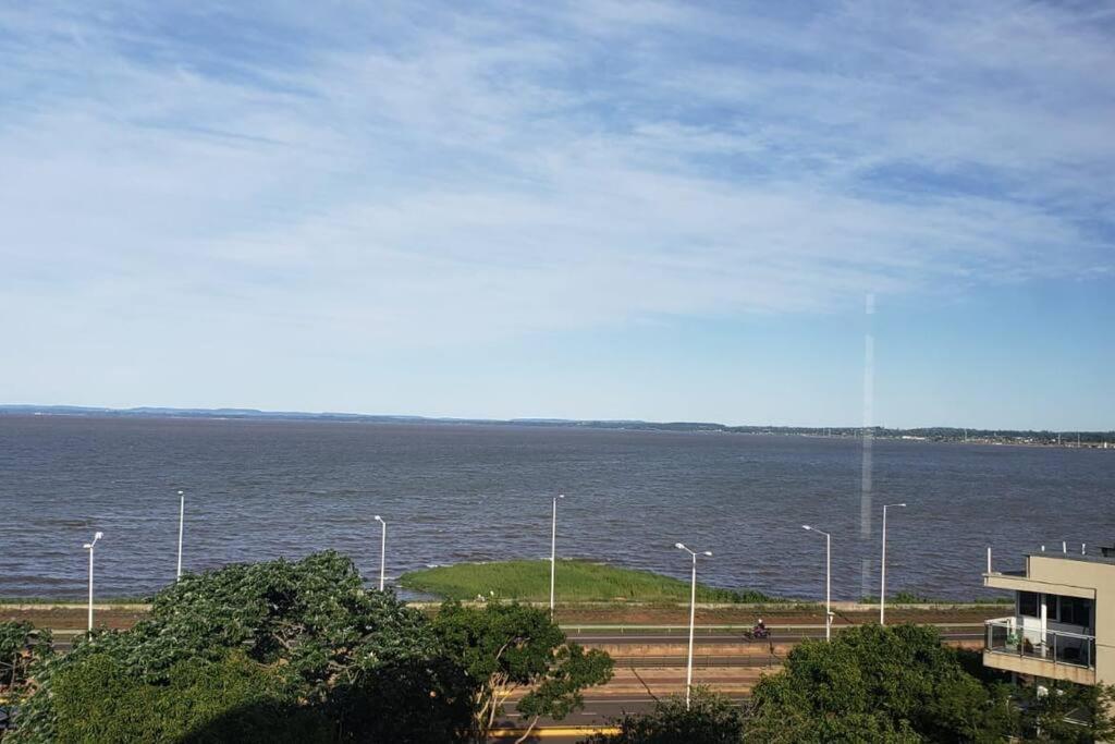 Hermoso Departamento Con Vista Al Rio Y Parrilla Apartment Посадас Екстериор снимка